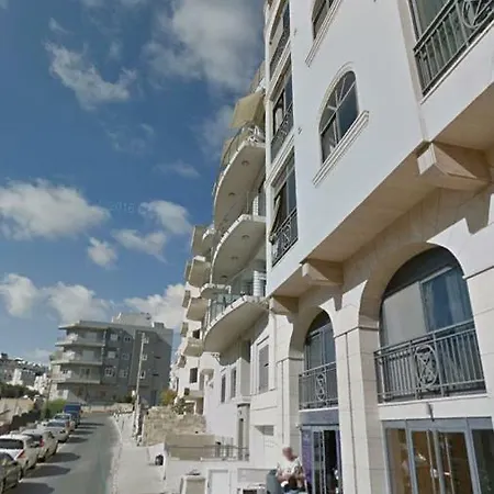 Lauragio Homestay Privatunterkunft San Ġiljan